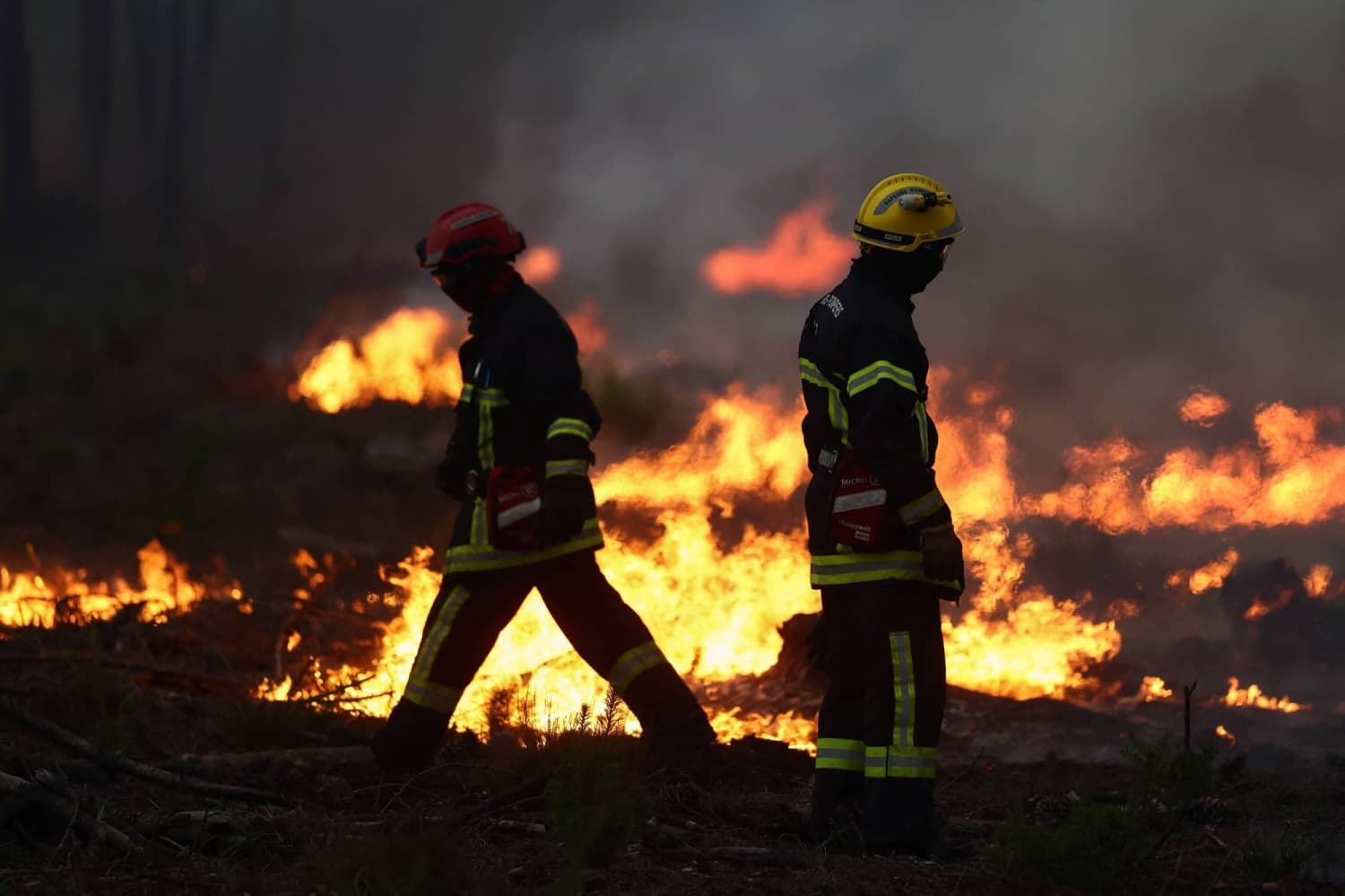 Fires in France and Spain Escalate Amid Severe Heat Wave Conditions