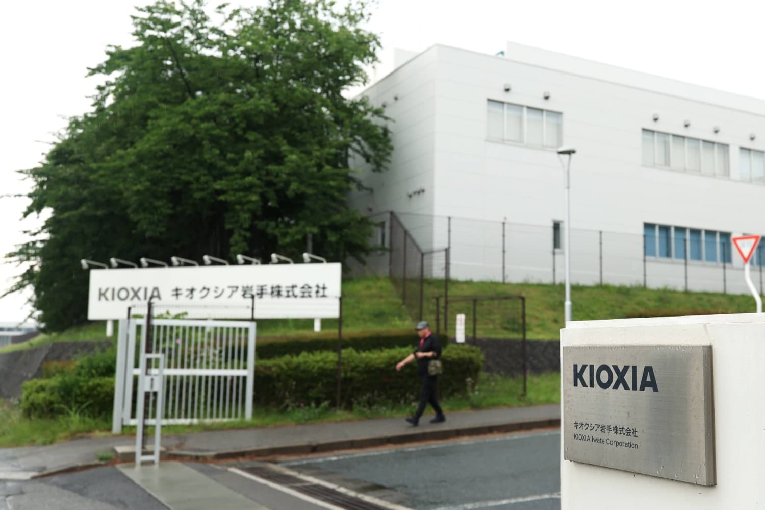Kioxia Experiences Increased Volatility Amid Surge in Leveraged ETFs in Japan