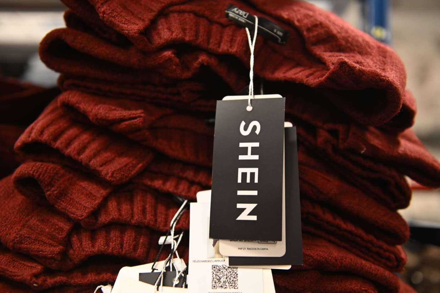 Shein Reports Decreased Profit Ahead of Upcoming Hong Kong Listing