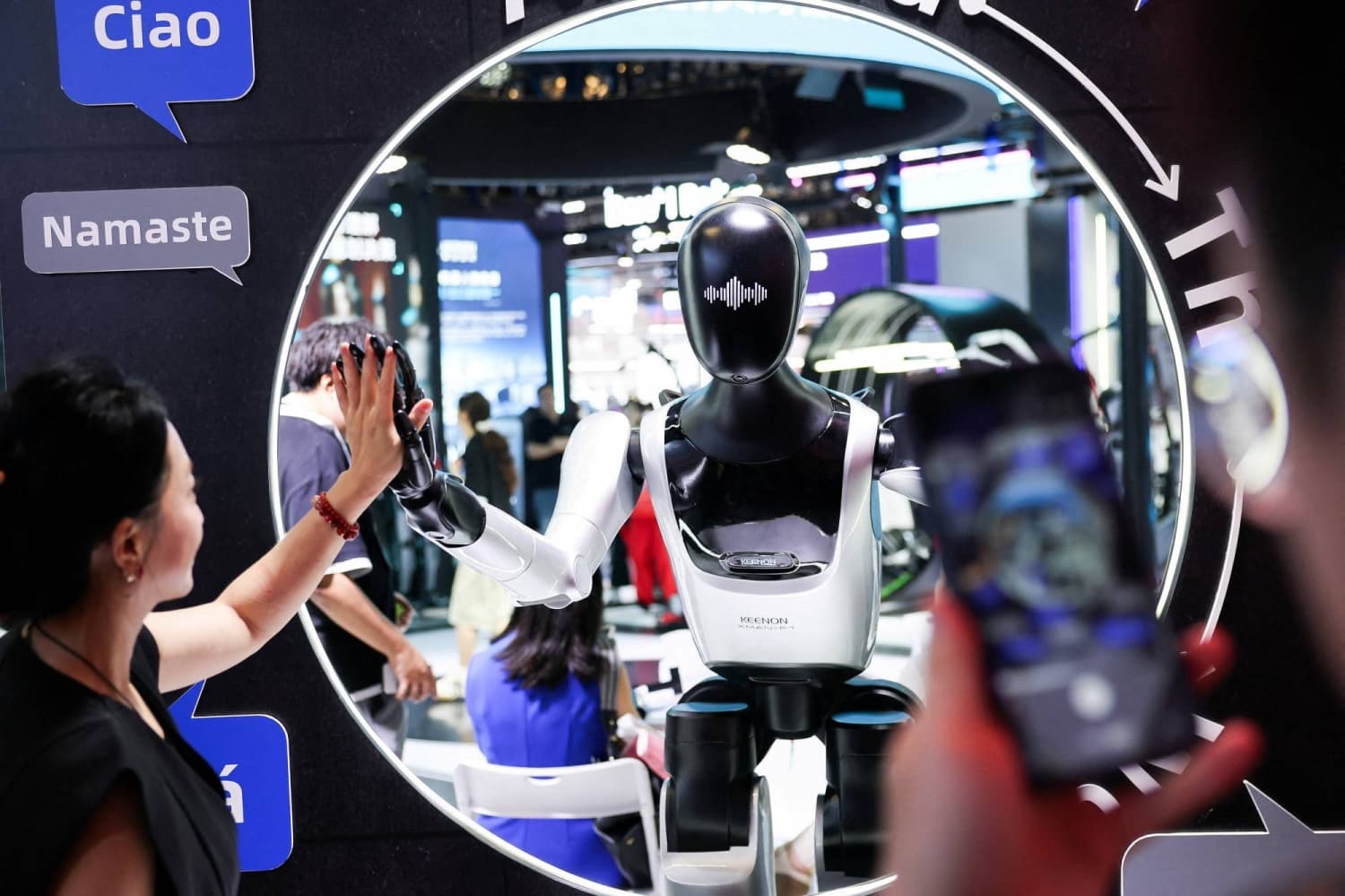 Addressing the Knowledge Gap in AI Usage for Emotional Support