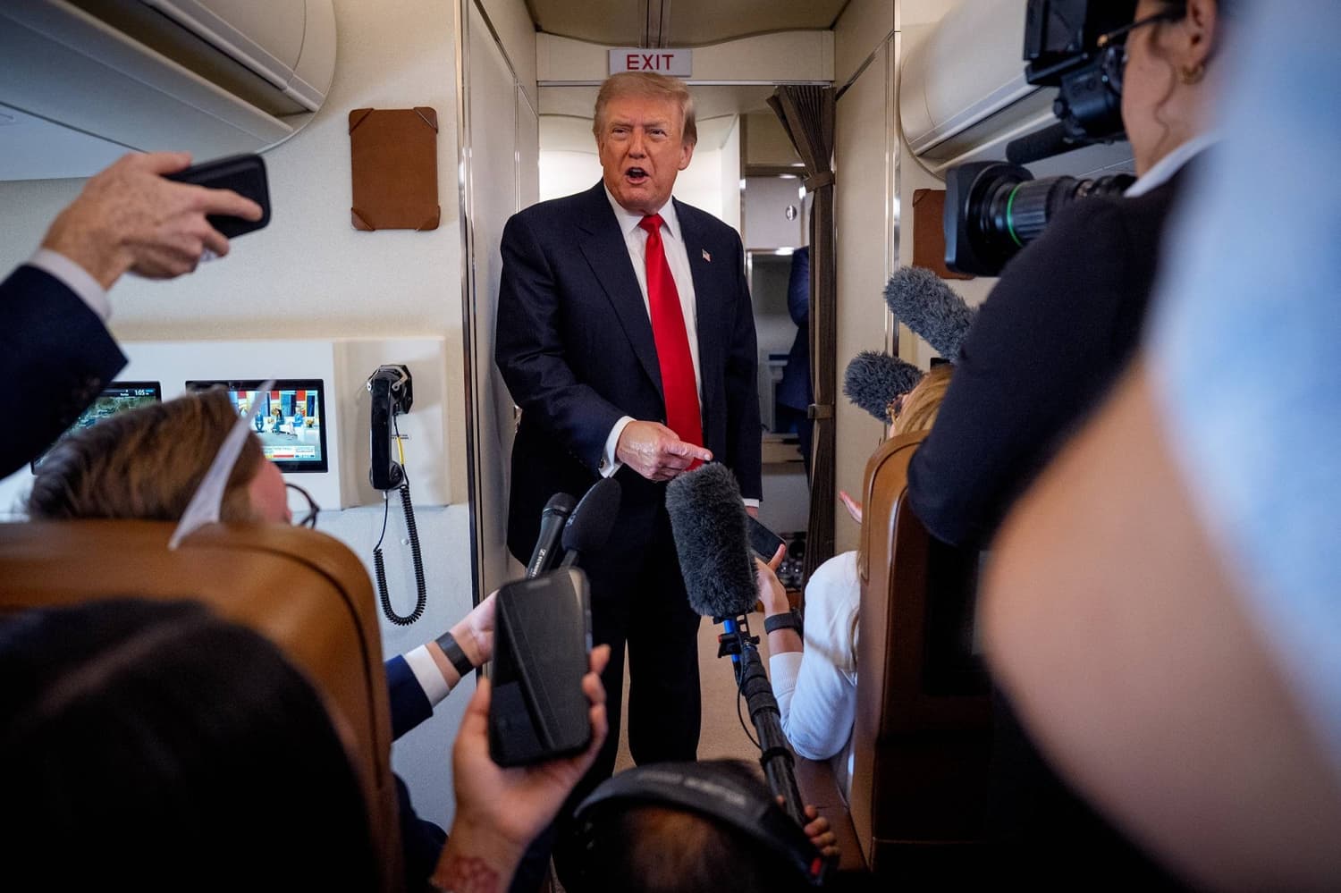 Trump warns of strong U.S. response to Iran as conflict intensifies