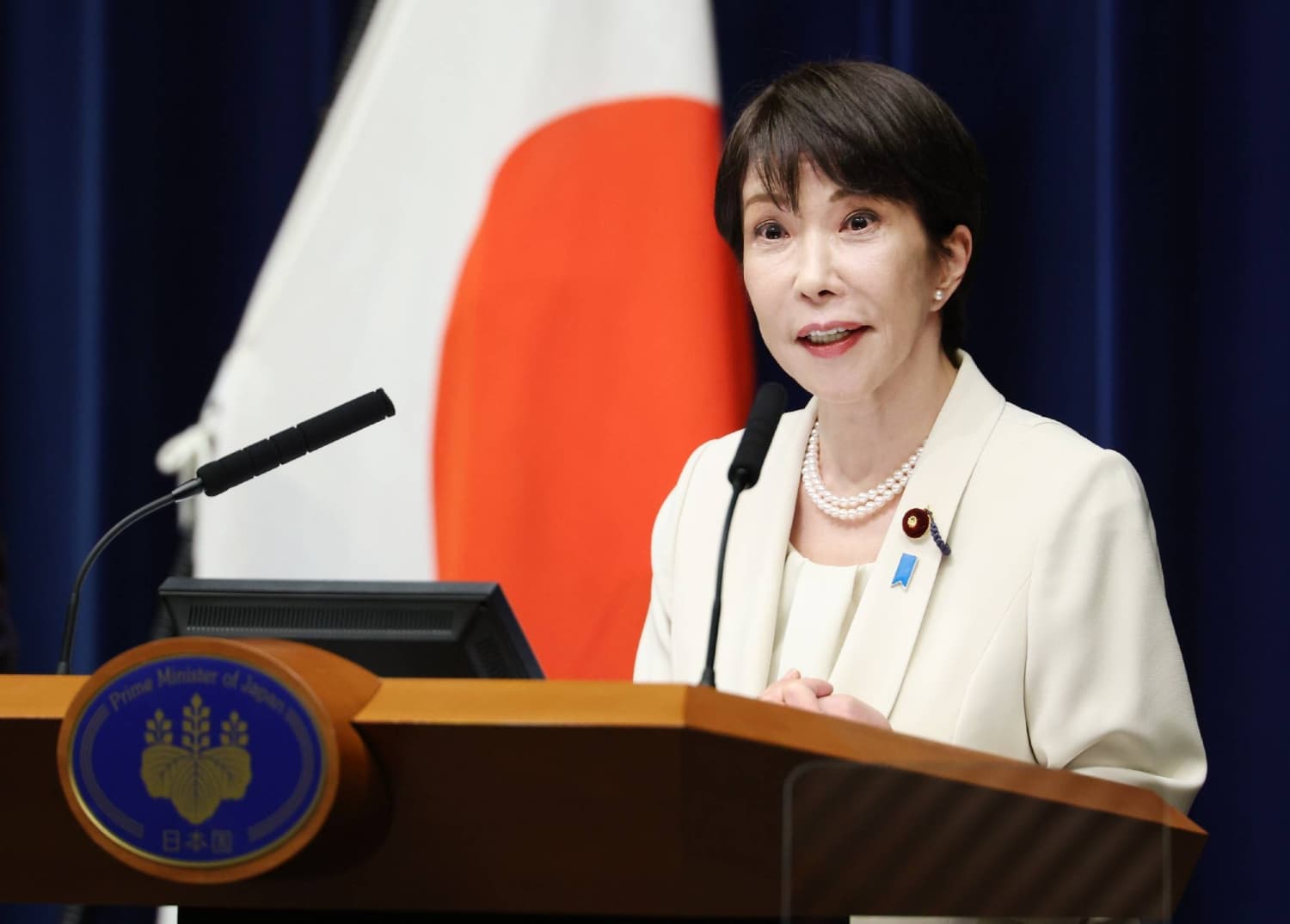 Takaichi's Declining Popularity Reveals Underlying Governance Issues
