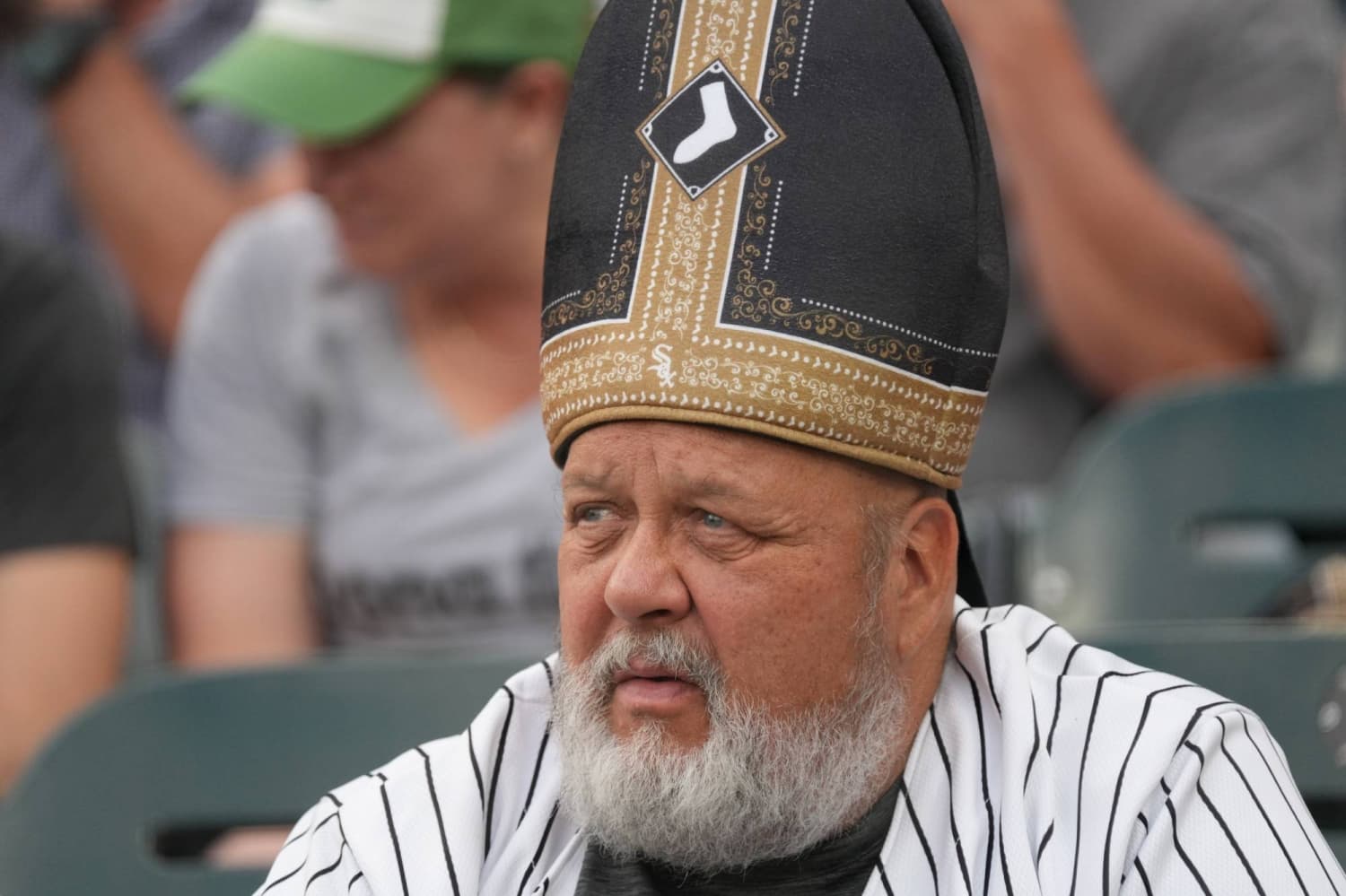 White Sox Host 'Pope Night' Featuring Holy Hat Giveaway