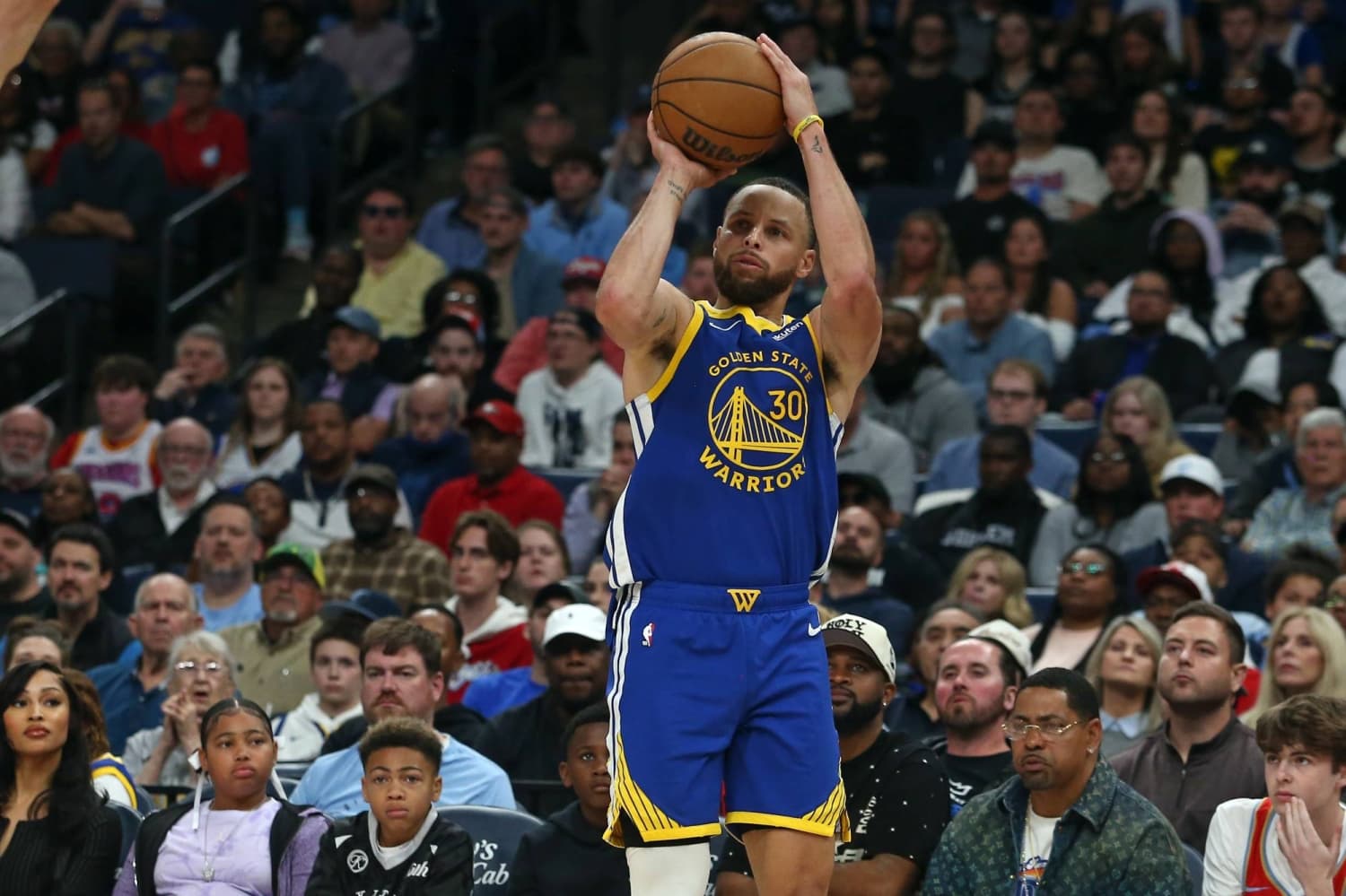Warriors Aim for Stephen Curry to Conclude Career with the Team