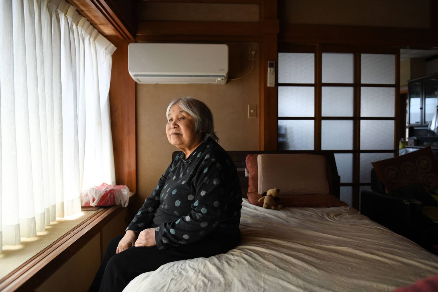 Japan's Inflation Creates Economic Winners and Losers Amid Rising Costs
