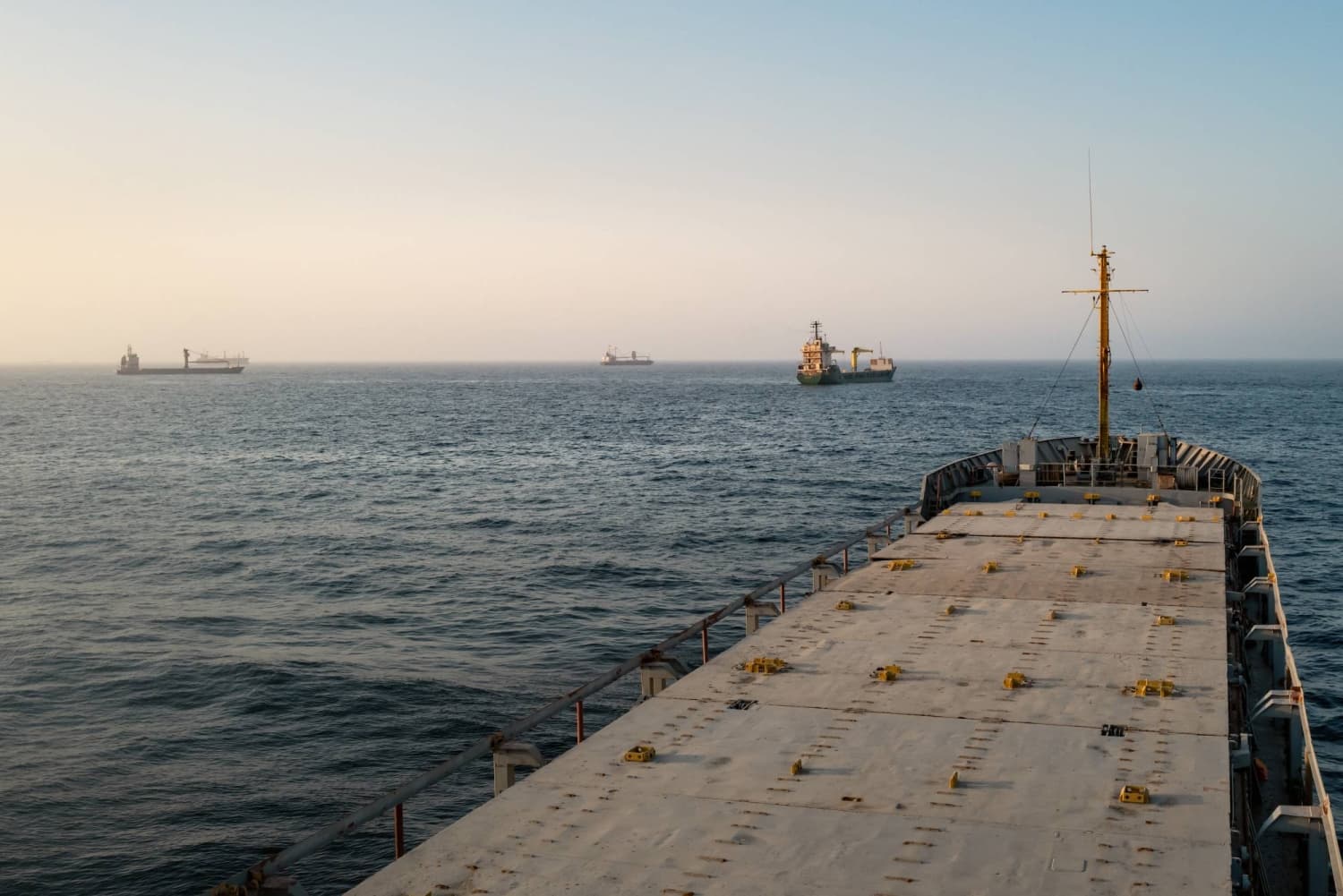 Trump Adopts Firm Stance on Iran Amid Ongoing Tensions in the Strait of Hormuz