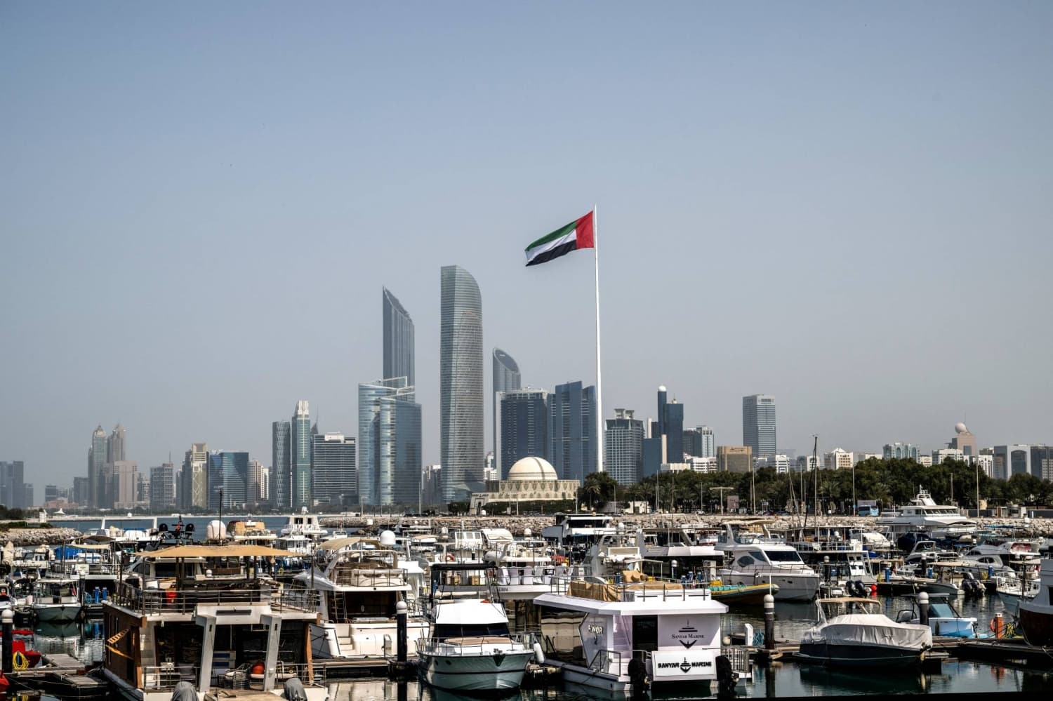UAE Suspends Trade with Iran, Threatening Key Economic Ties