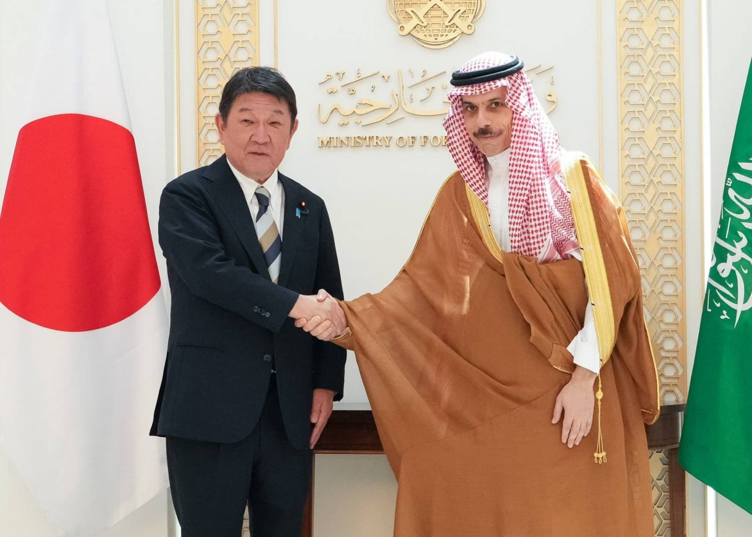 Japan and Saudi Arabia Emphasize Safe Passage Through Hormuz Strait