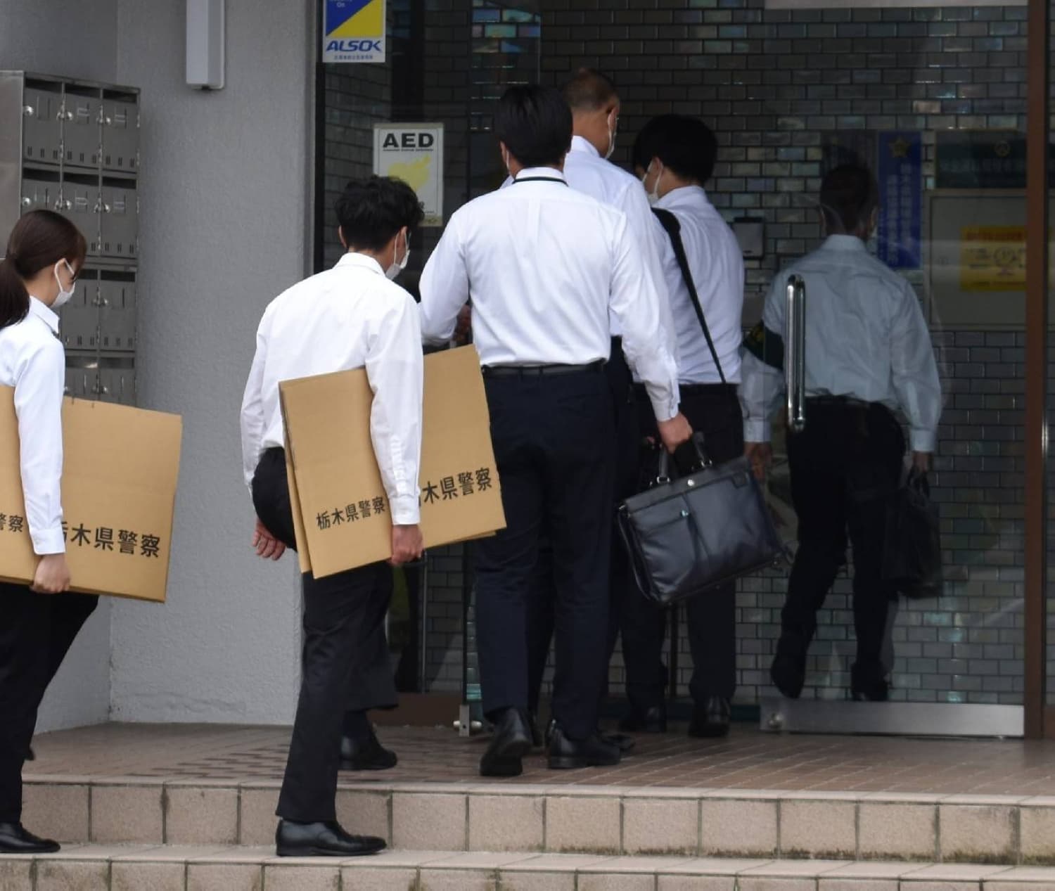 Tochigi Police Conduct Raid on Tobu Railway Firm Following Fatal Train Incident