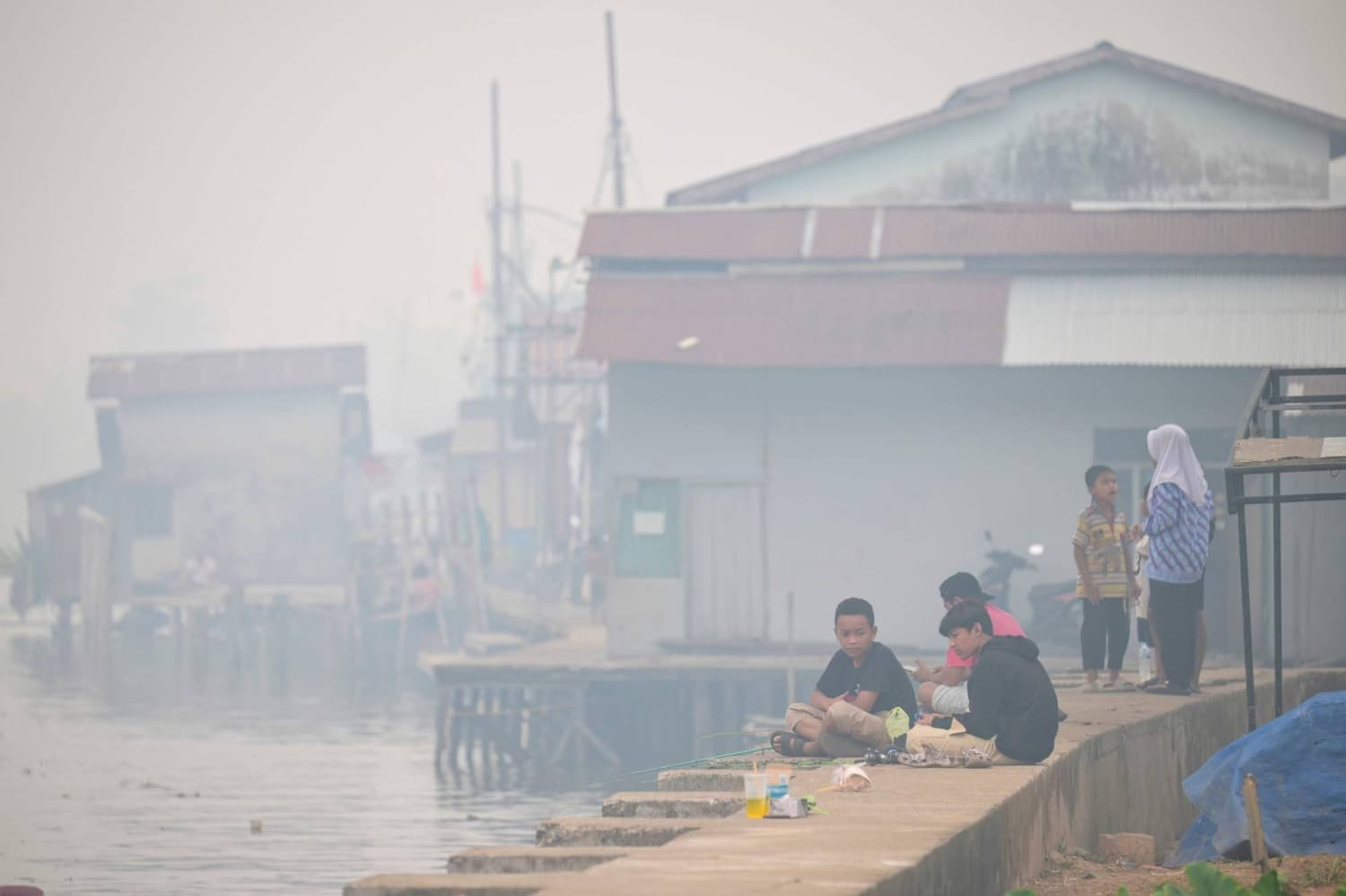 Indonesian Fires Cause Haze, Affecting Health and Schools in Southeast Asia