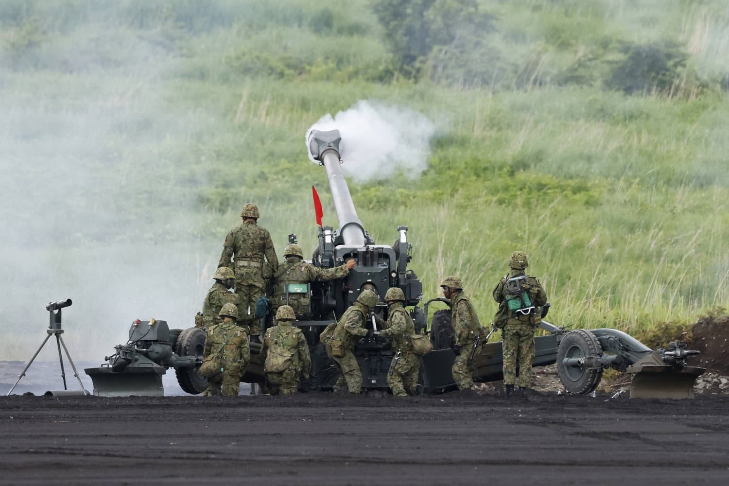 Government adviser assures markets will remain stable amid increased defense spending