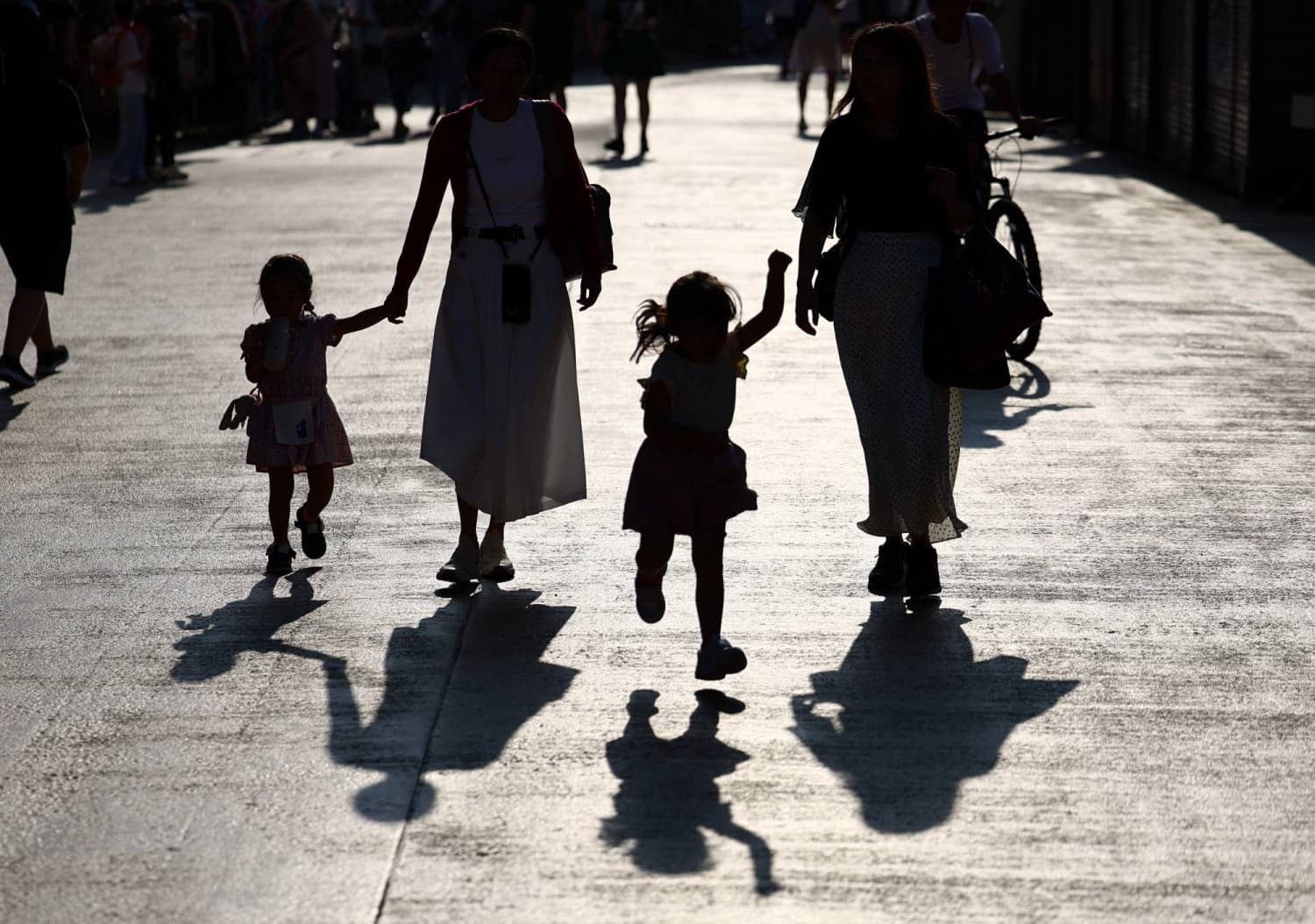 Survey reveals 30% of children from low-income families lack access to extracurricular activities