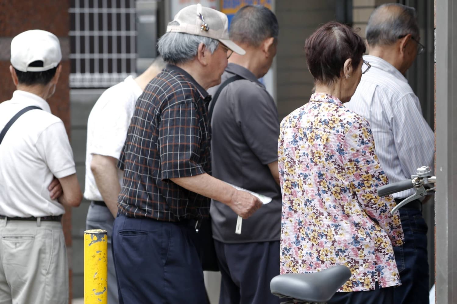 Japan Increases Health Cost Caps, Exacerbating Insurer Disparities