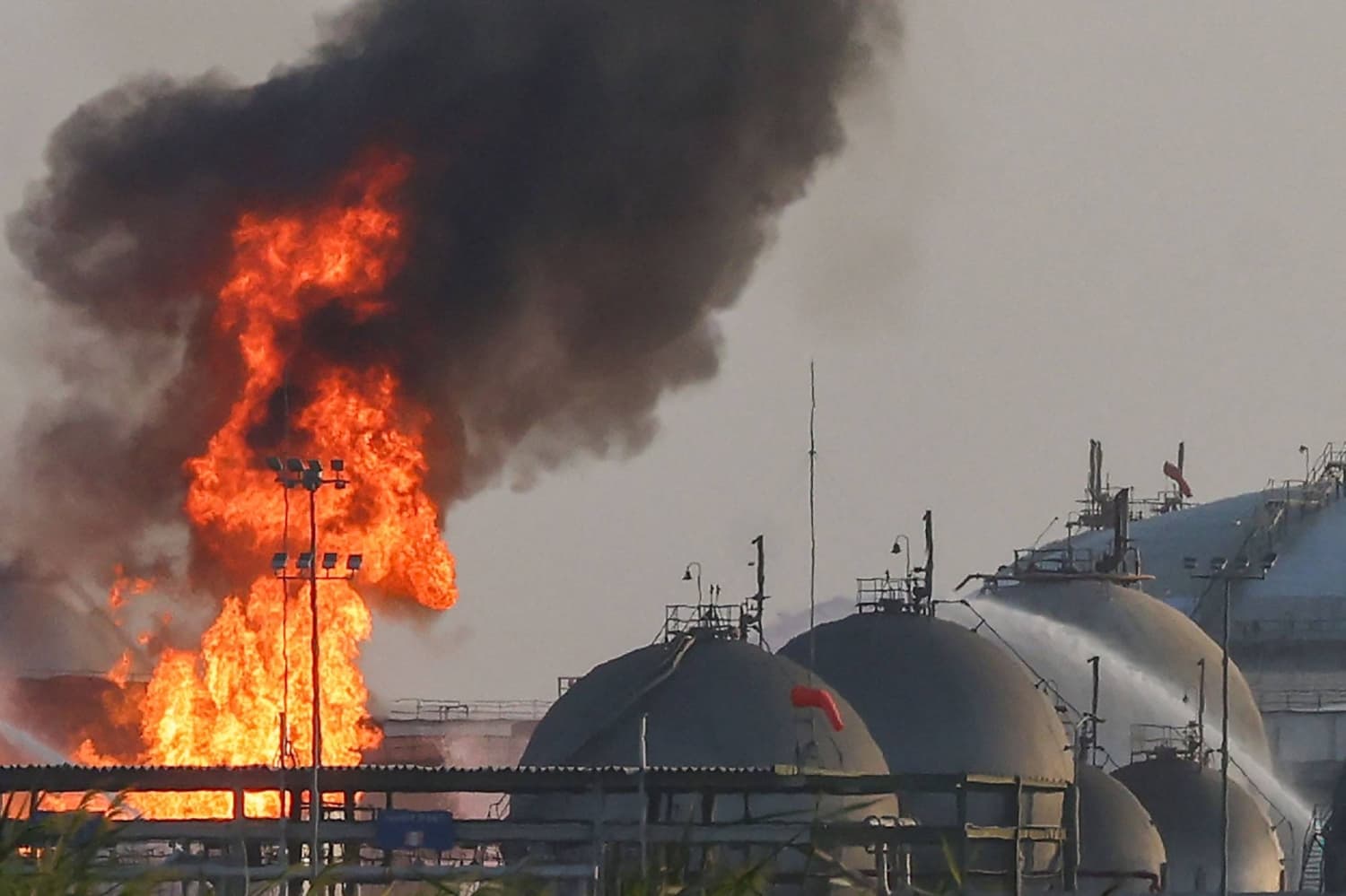 Attack on Saudi Aramco Administrative Building Results in Minor Fire