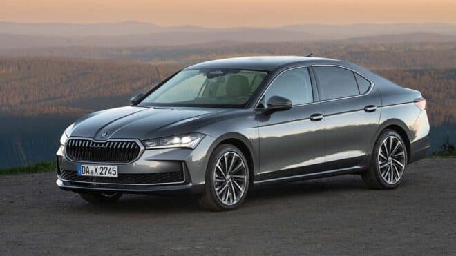 Skoda CEO'su: "Superb sedan üretiminin yarısı Türkiye’ye gönderiliyor."