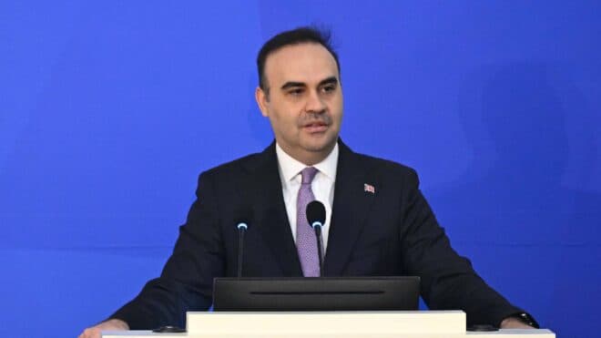 Sanayi ve Teknoloji Bakanı Mehmet Fatih Kacır, otomotiv sektörü hakkında açıklamalarda bulundu