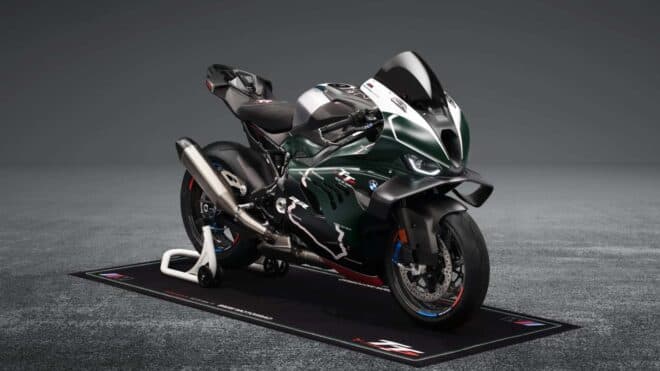 BMW M 1000 RR 'Isle of Man TT' özel versiyonu tanıtıldı