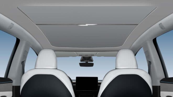 Tesla, Model Y için yeni tavan güneşliği satışa sunuyor