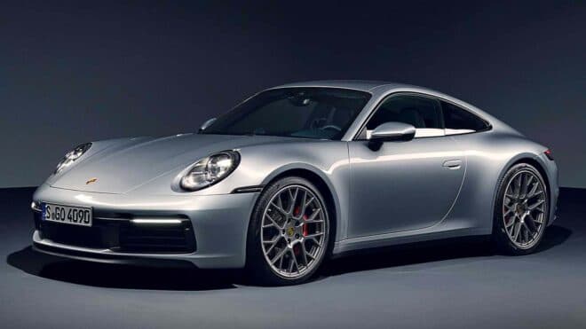 Porsche, tamamen elektrikli 911 üretmeyecek