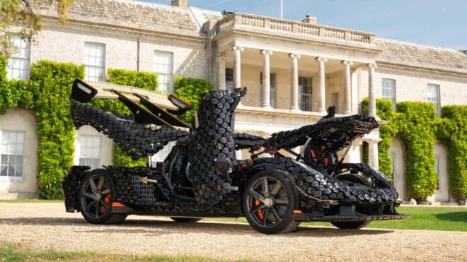 LEGO, Koenigsegg Sadair’s Spear için tam boyutlu replika üretti