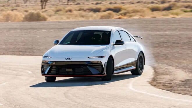 Hyundai, elektrikli N modellerini içten yanmalı spor otomobiller gibi tasarlıyor