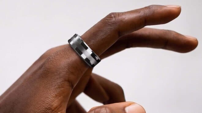 Tansiyon ölçen akıllı yüzük: Signal Ring