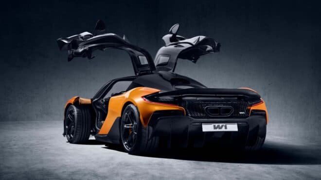 McLaren yeni manuel vitesli süper otomobil tanıtabilir