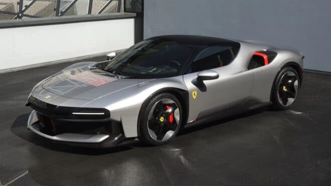 Yeni Ferrari CZ26, SF90 Stradale tabanlı olarak tanıtıldı