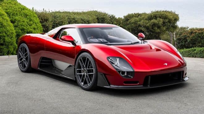 McLaren'in yeni manuel süper otomobili McL 6GT tanıtıldı