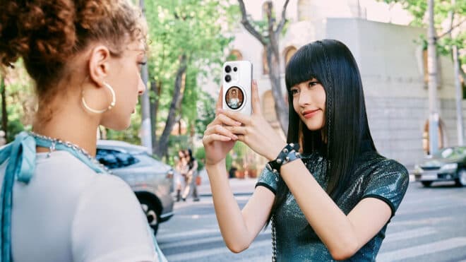 OPPO Bubble ile Arka Kamerayla Selfie Çekmek Artık Daha Kolay