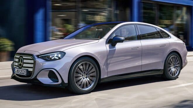 Yeni elektrikli Mercedes-Benz C-Class C 300 modeli tanıtıldı