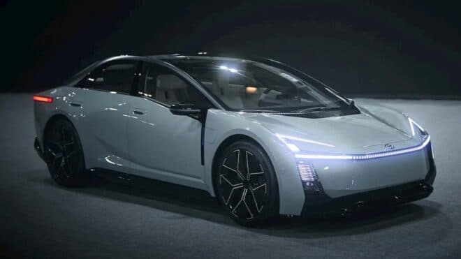 Yeni Toyota Corolla 2027'de elektrikli versiyonuyla piyasaya çıkacak